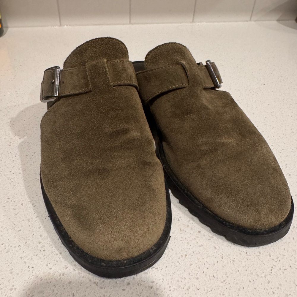 Men's Suede Buckle Loafers - Brown